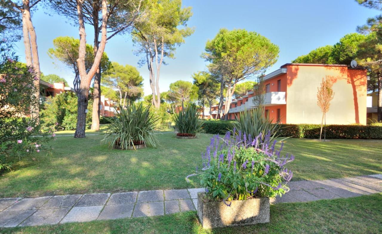 Villaggio White Star Bibione Exterior photo
